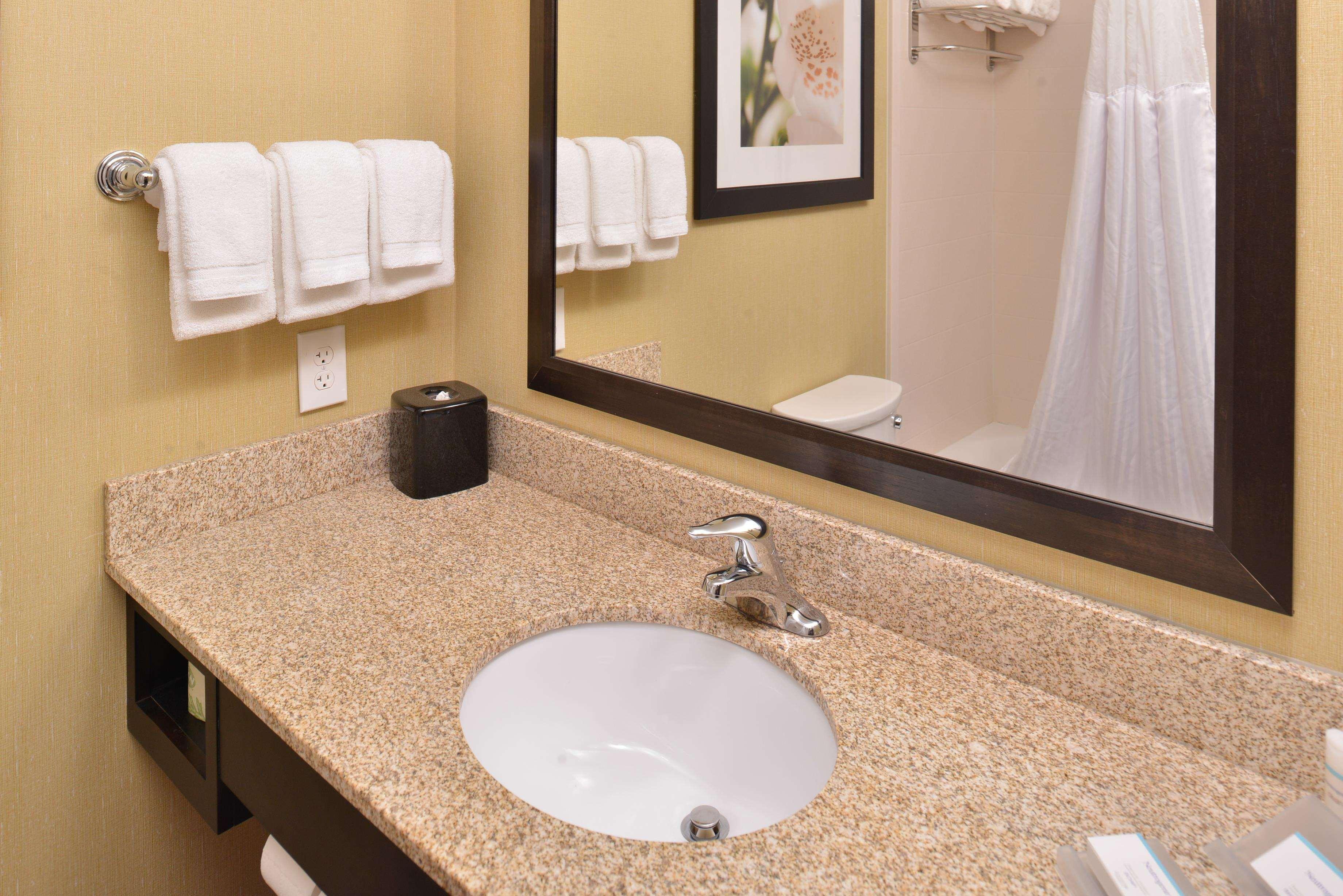 Hilton Garden Inn West Chester Exterior photo