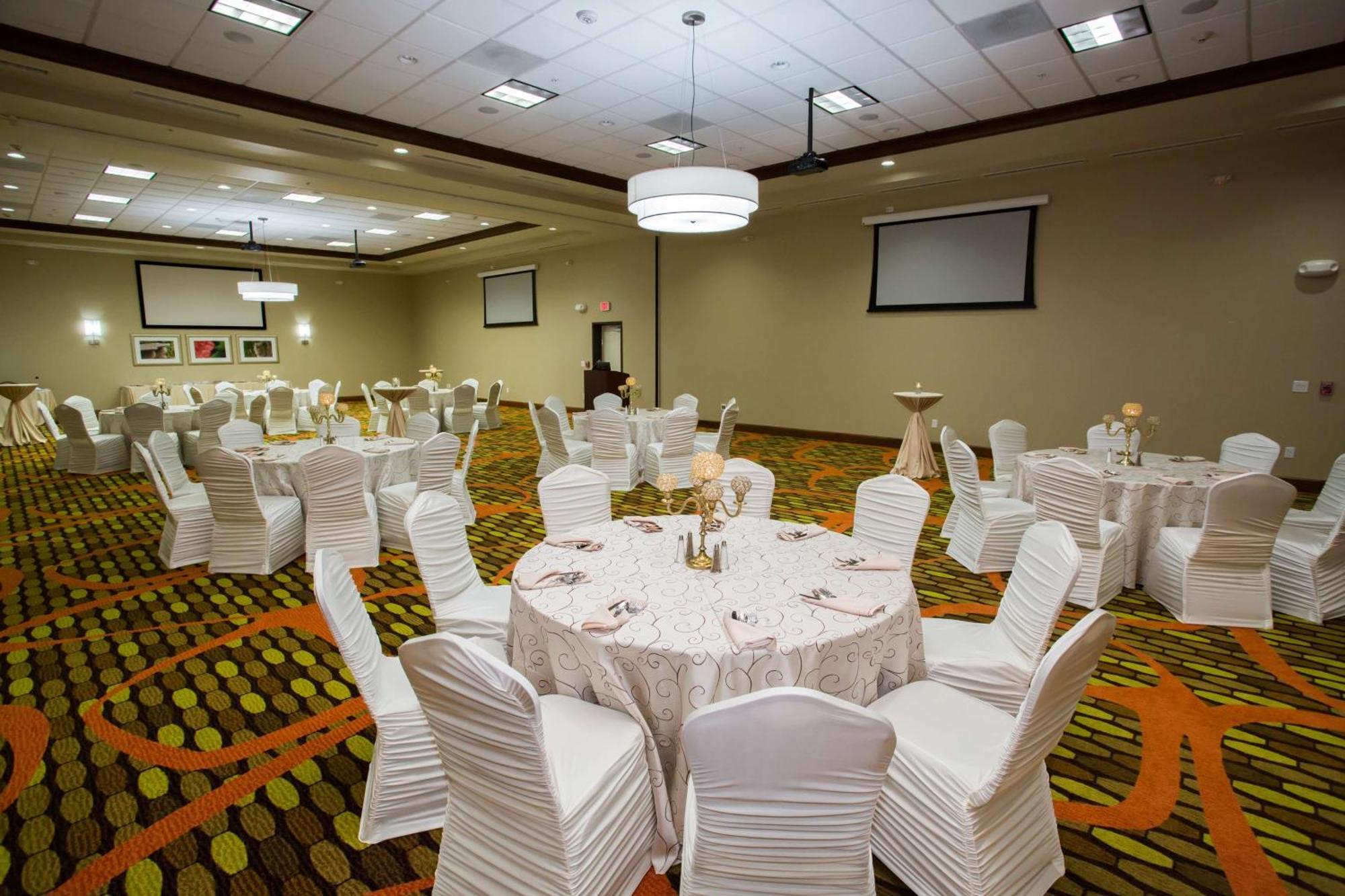 Hilton Garden Inn West Chester Exterior photo