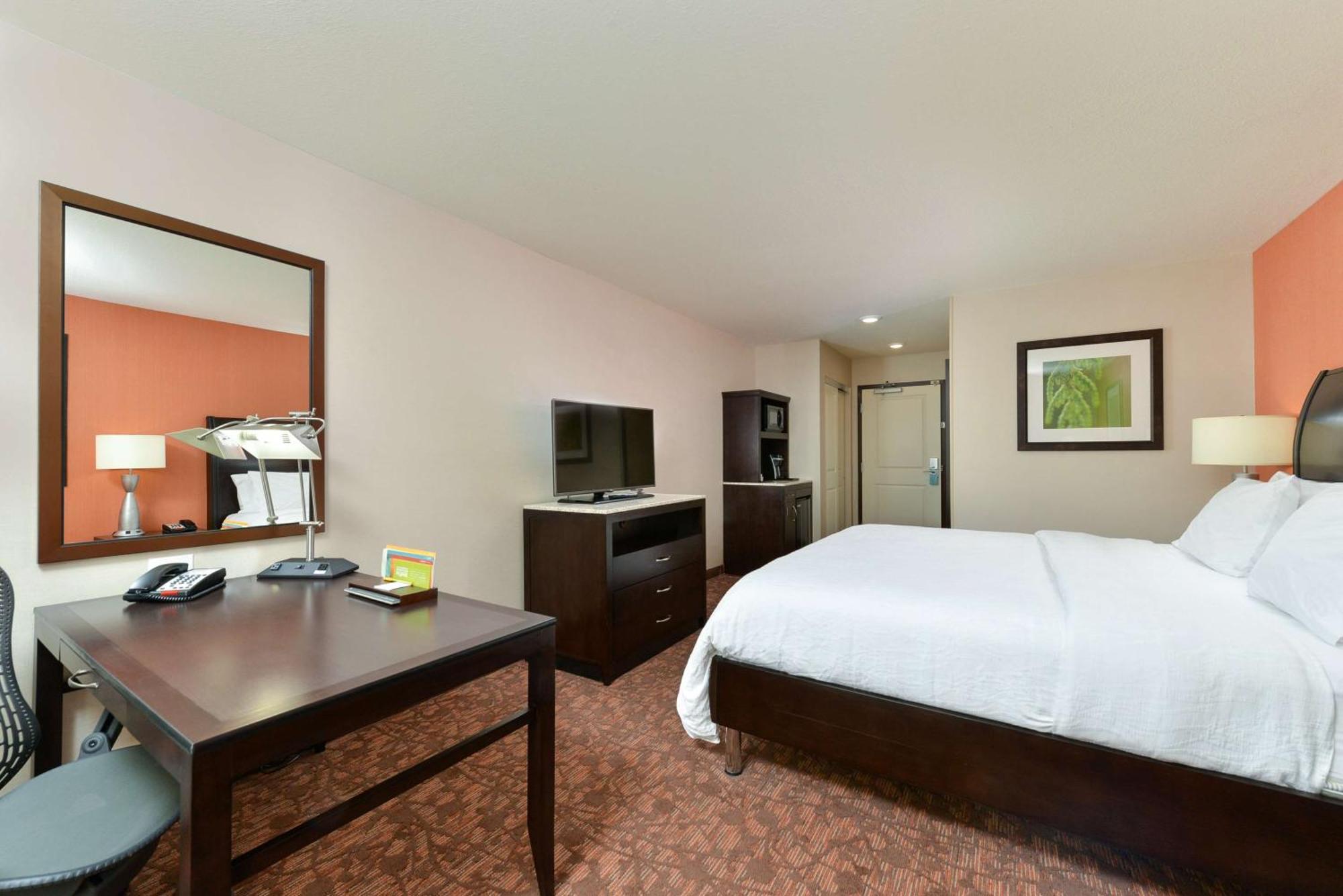 Hilton Garden Inn West Chester Exterior photo